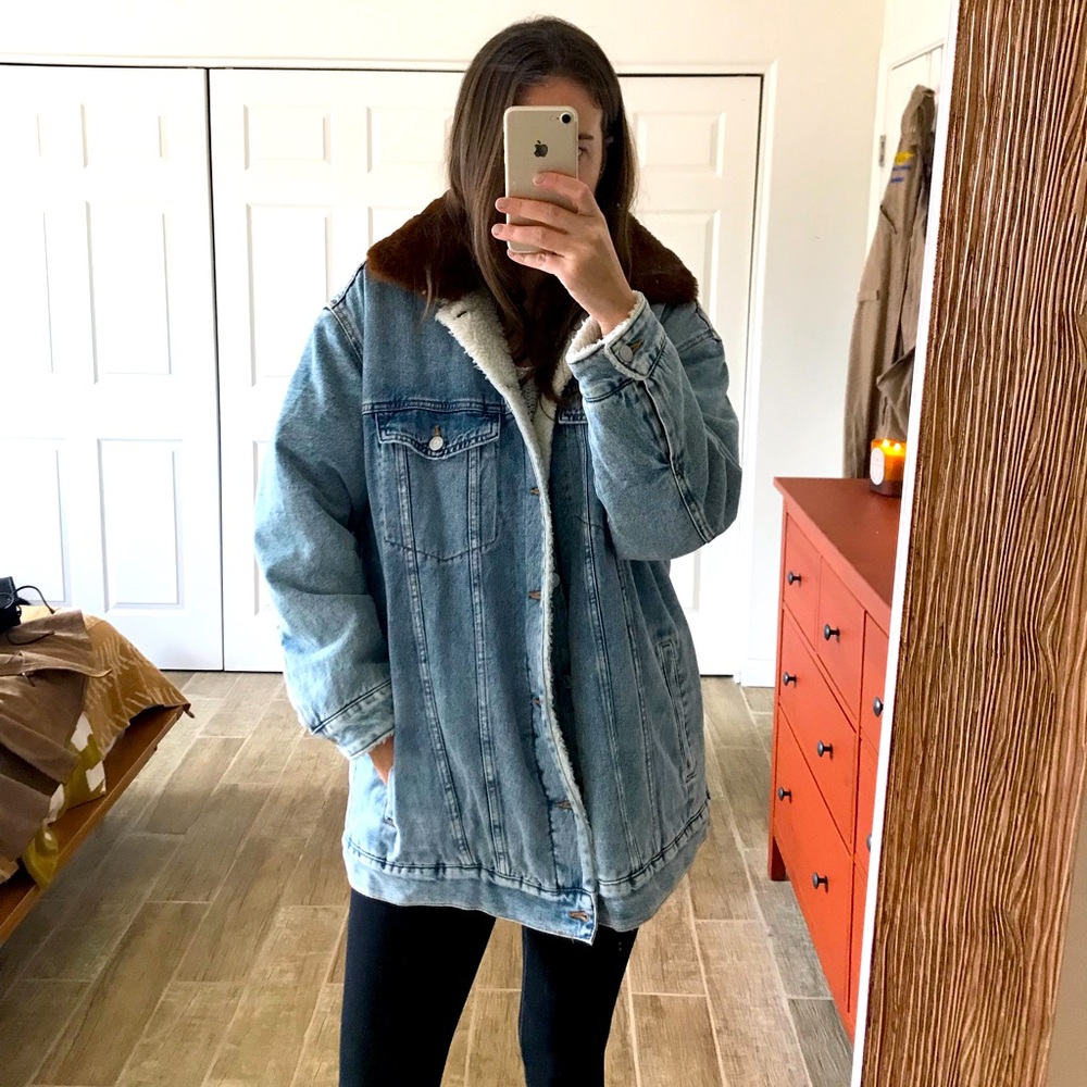 Oversized Sherpa-Lined Denim Coat with Faux Fur Collar